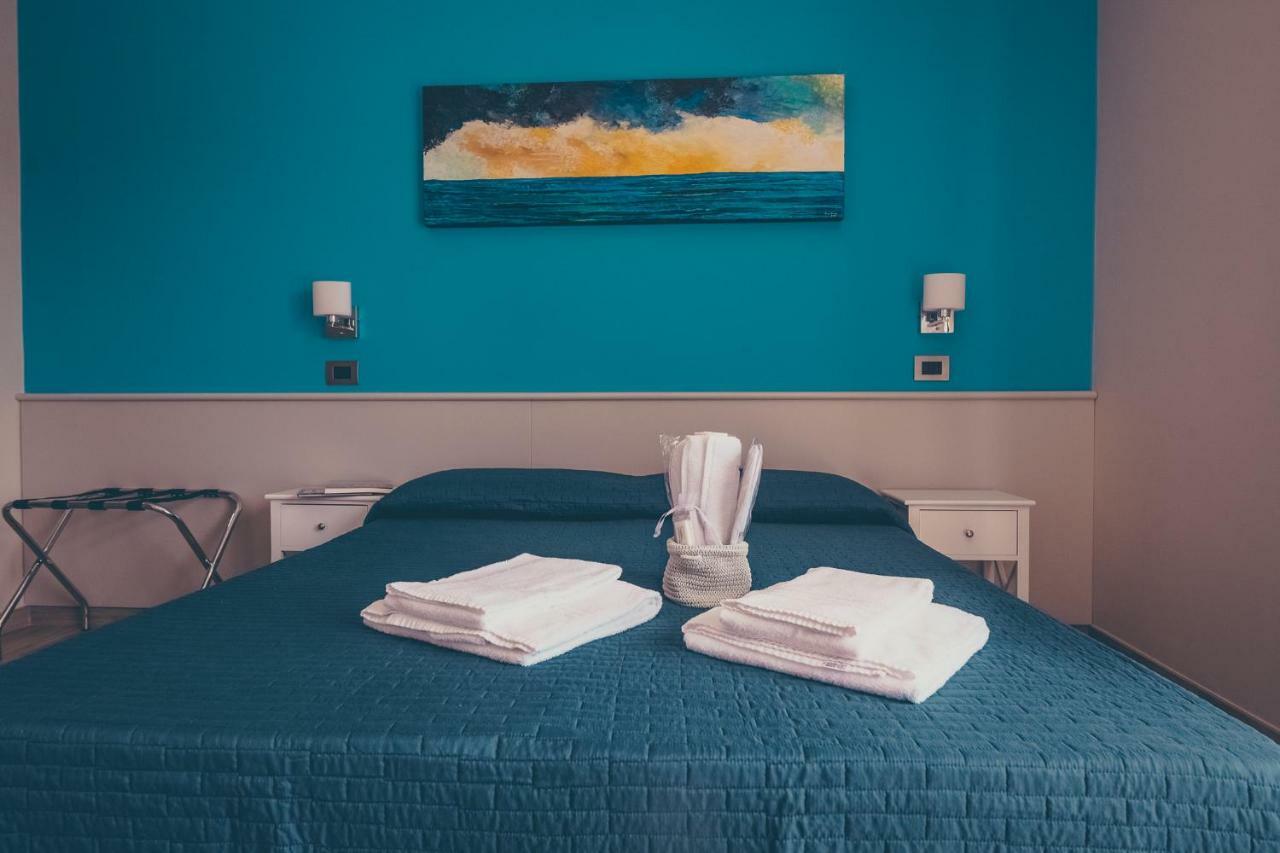 Oltre Il Mare Guest House Gaeta Exterior photo